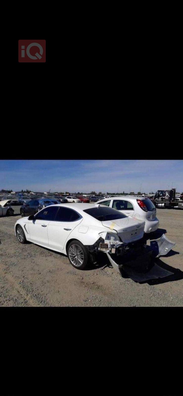 جنسس G70